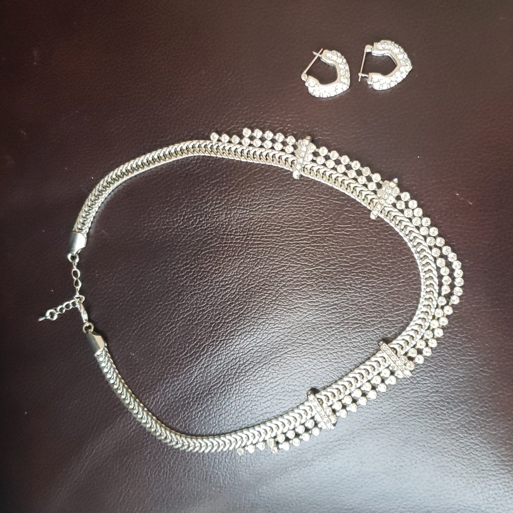 Set of Necklace & matching earrings with rhinestones